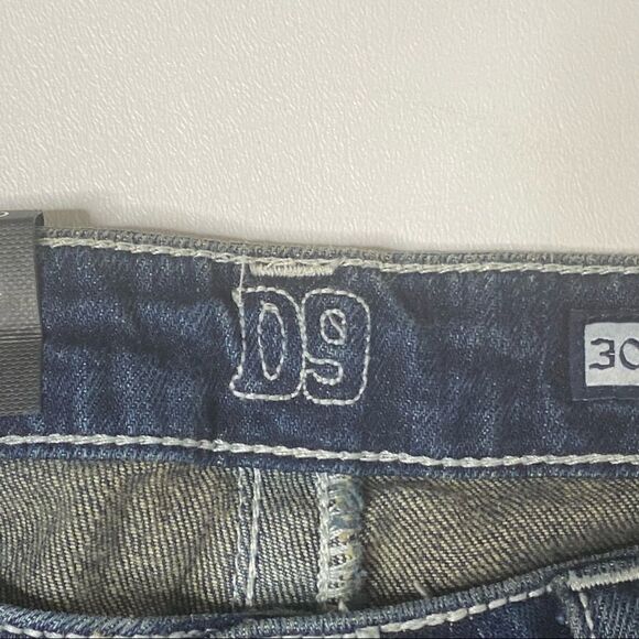 D9 District 9 | Rae Cuff Capri •NWT• - Picture 6 of 12